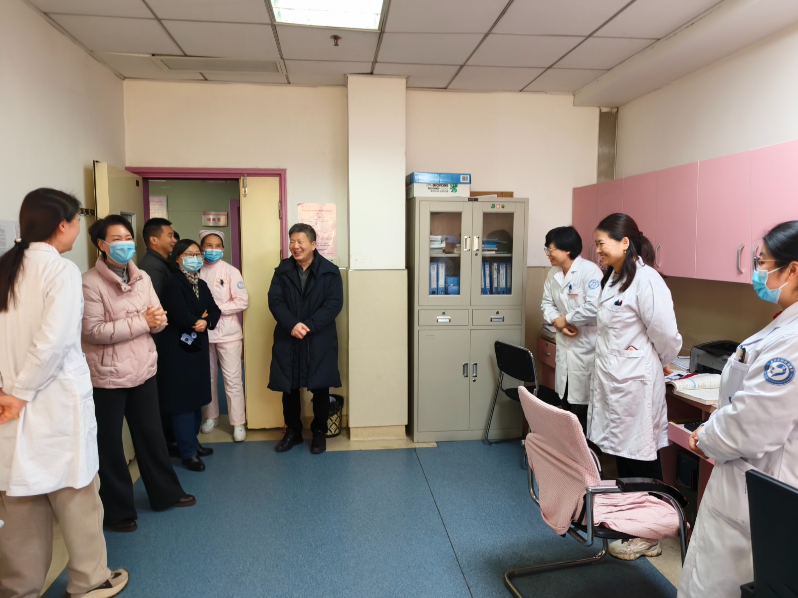 市婦幼保健院領(lǐng)導(dǎo)班子慰問各科室，鼓舞士氣，助力新年開局