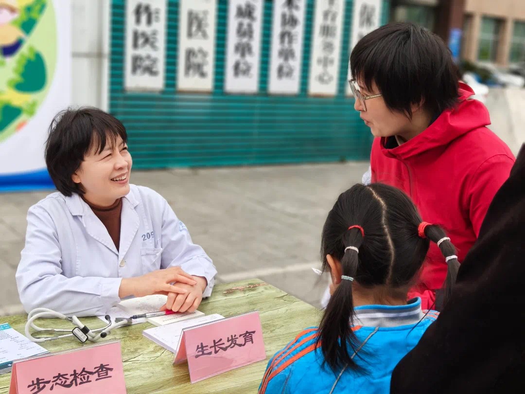市婦幼保健院開(kāi)展公益義診活動(dòng)，傳遞健康與關(guān)愛(ài)
